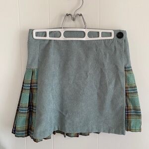 Women’s Plaid Skirt